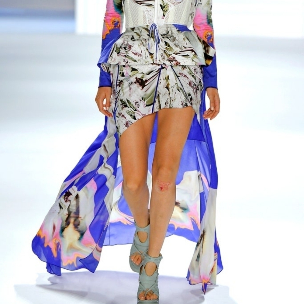 Vera Wang High-Low Floral Print Skirt in Blue, Pink, White